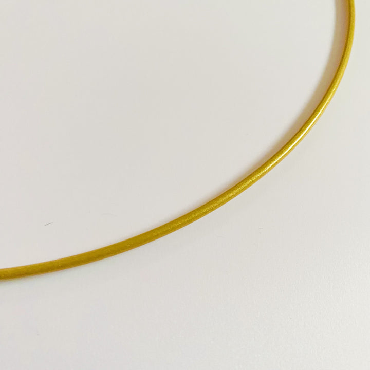 Metal wreath hoop 25cm - gold