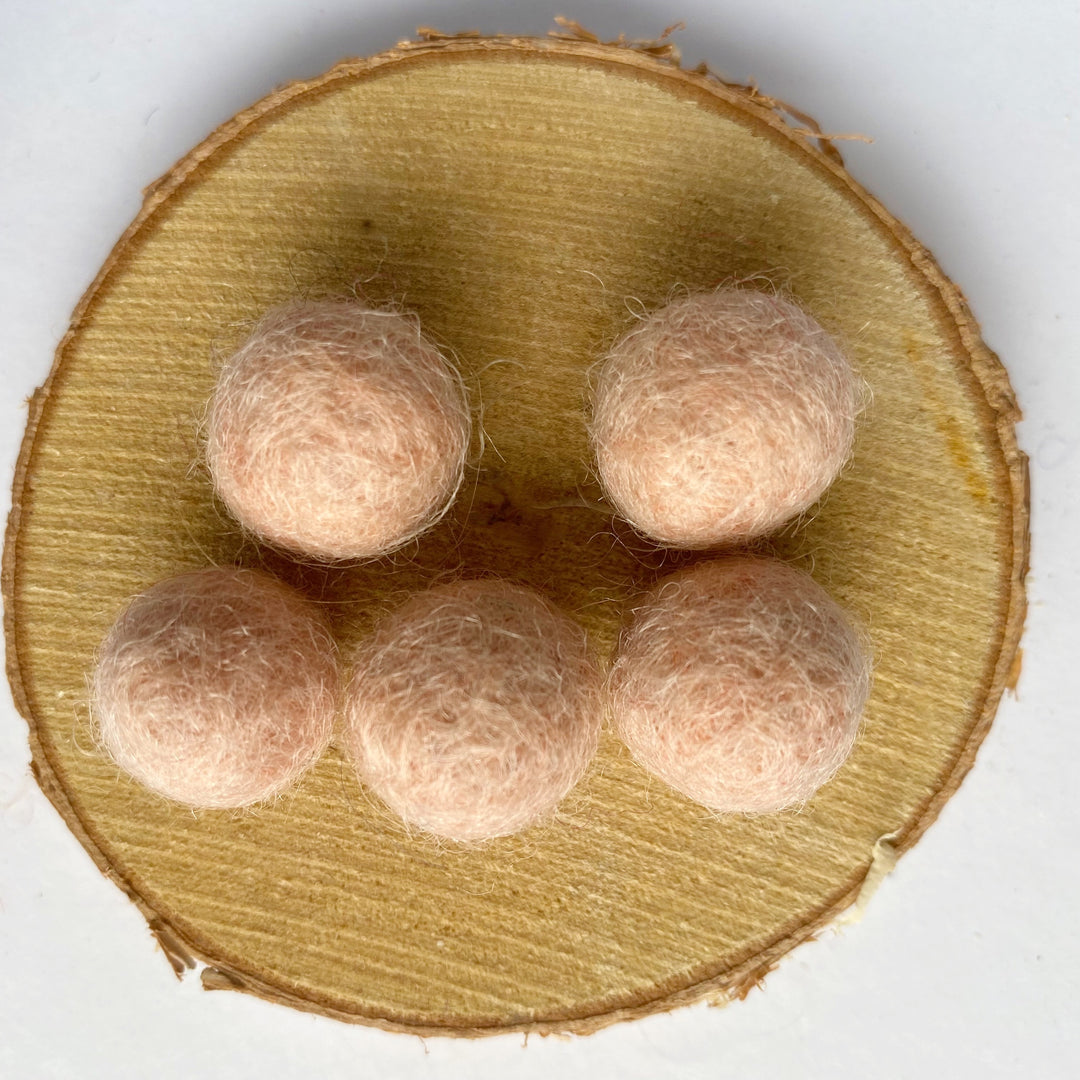 Felt Balls: Light Peach Pink