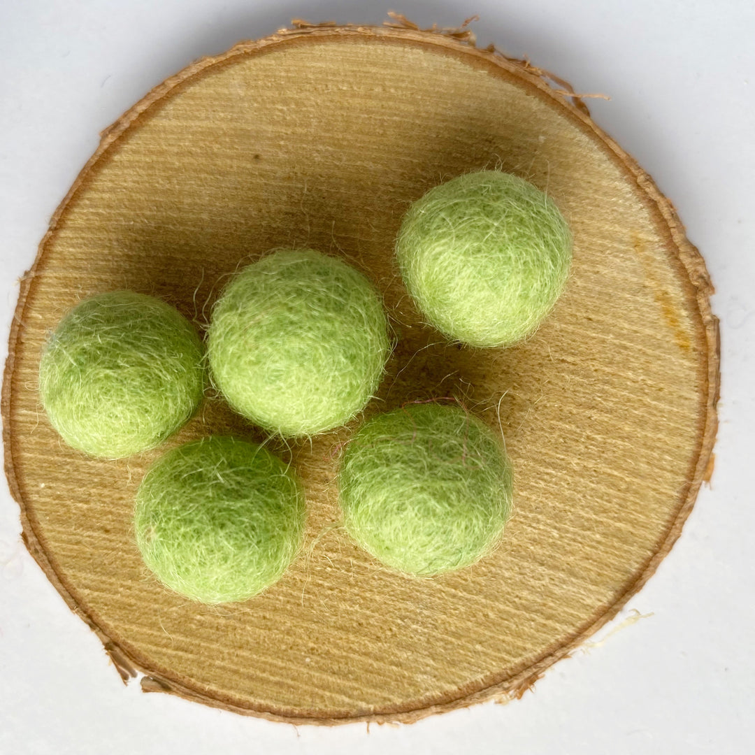 Felt Balls: Grass Green