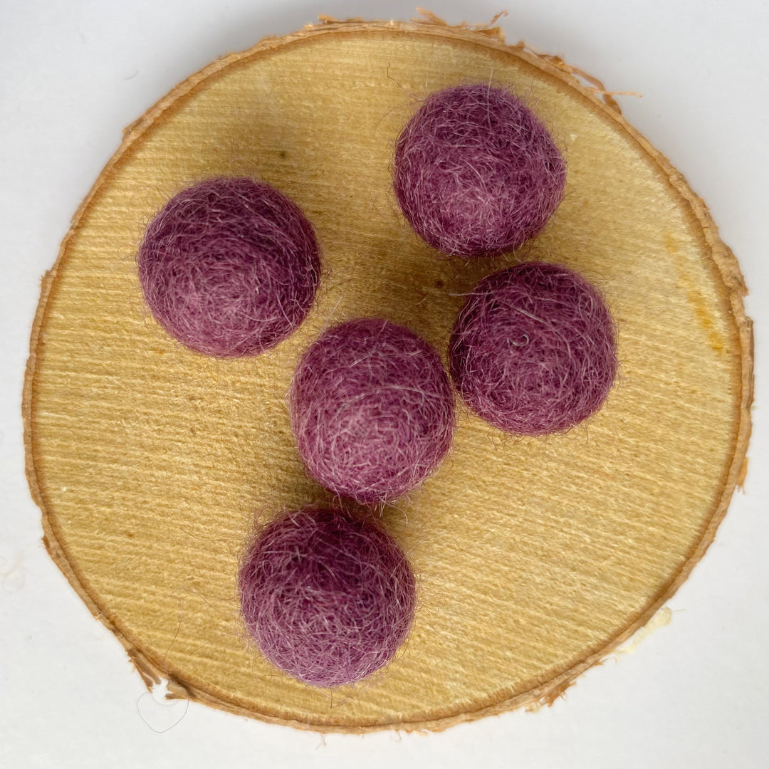 Felt Balls: Aubergine