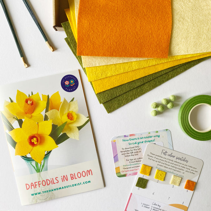The Handmade Florist felt daffodil craft kit - learn to make felt flowers