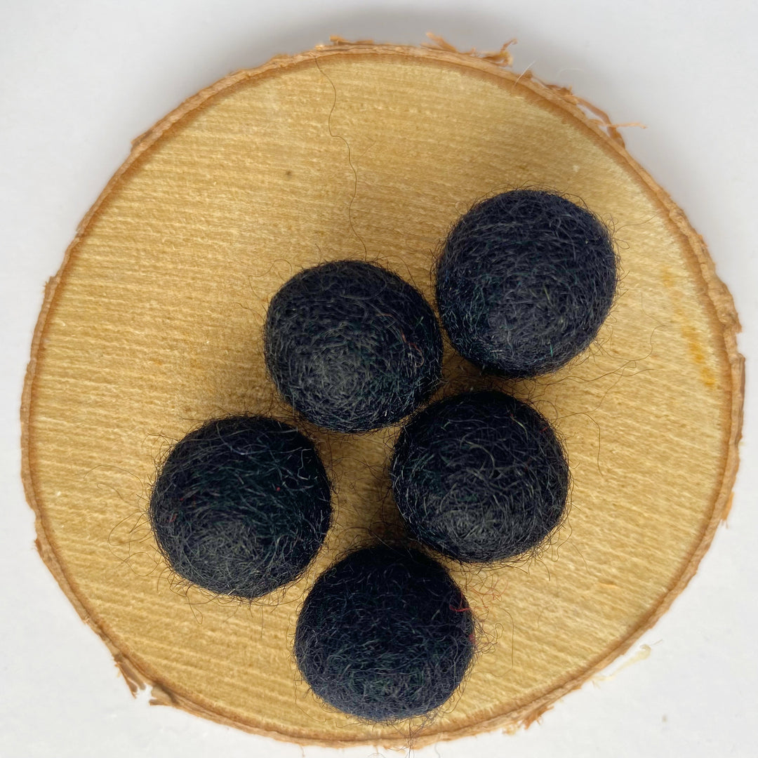 Felt Balls: Black