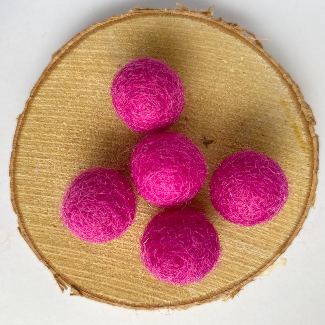 Felt Balls: Ruby Pink