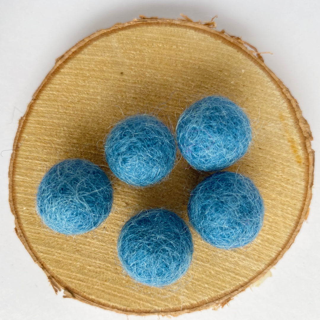 Felt Balls: Dress Blue