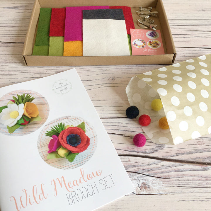 Wild Meadow Brooch Set craft kit
