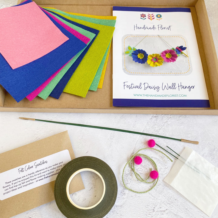 Festival Daisy Wall Hanger craft kit
