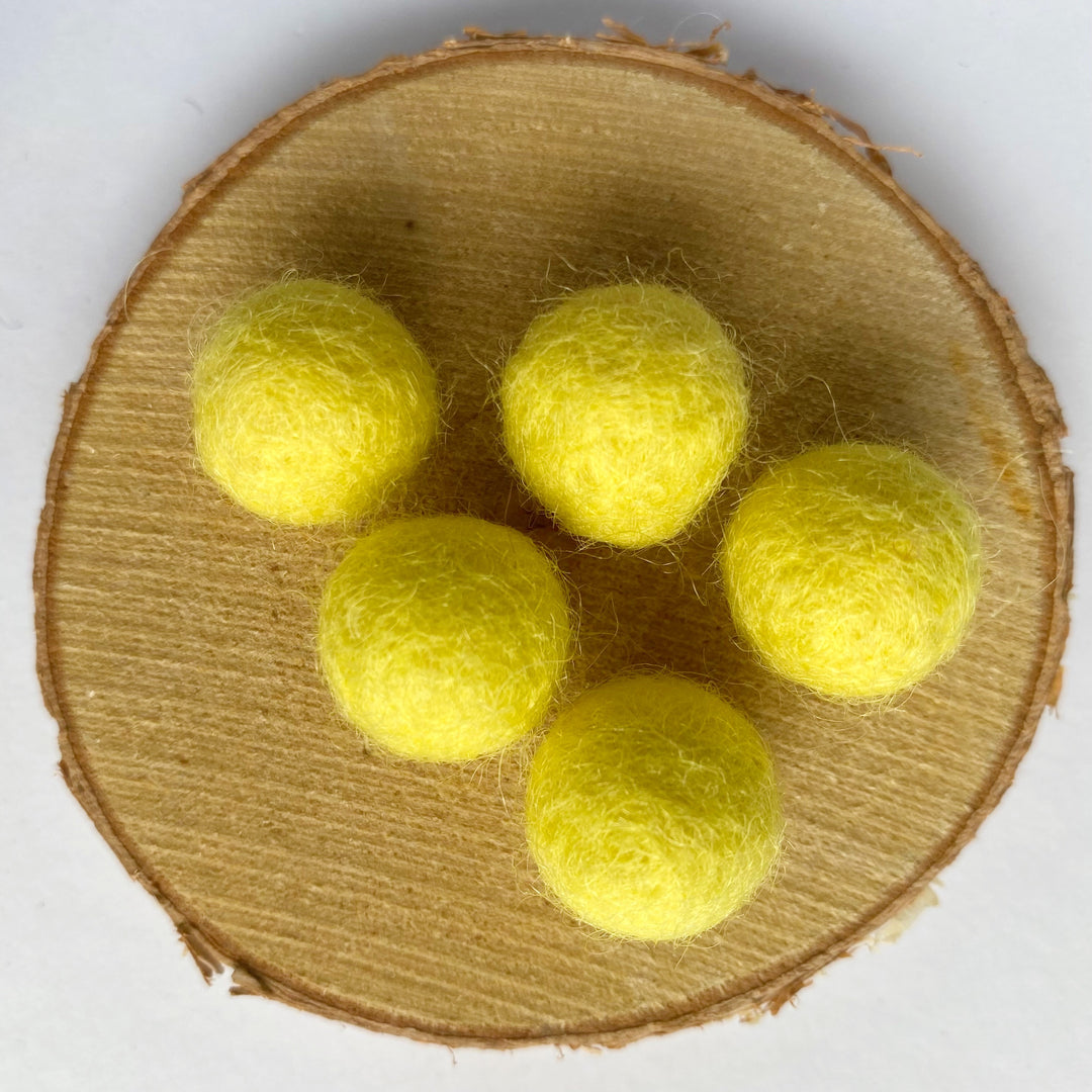 Felt Balls: Yellow