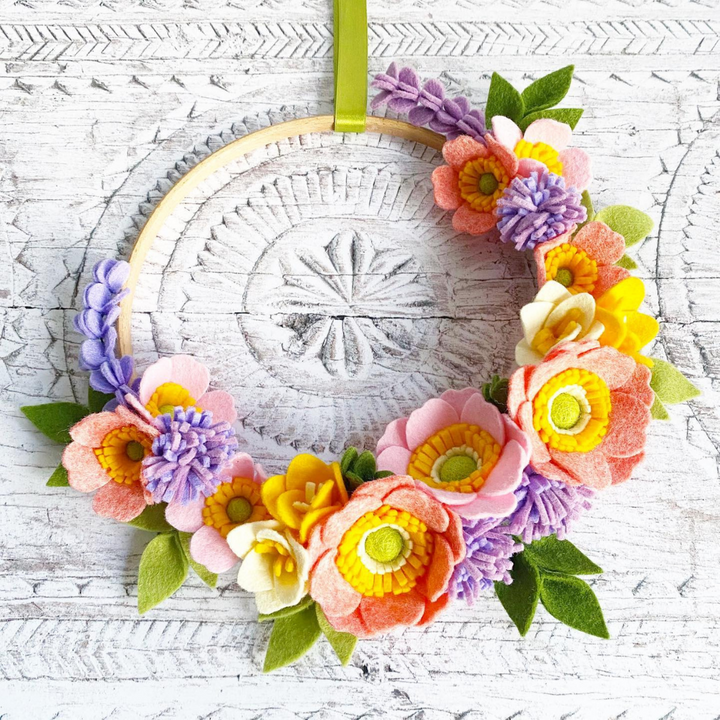 Blushing Anemone Wreath craft kit